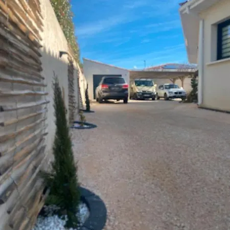 4 Avec Piscine Proche Pezenas Roujan