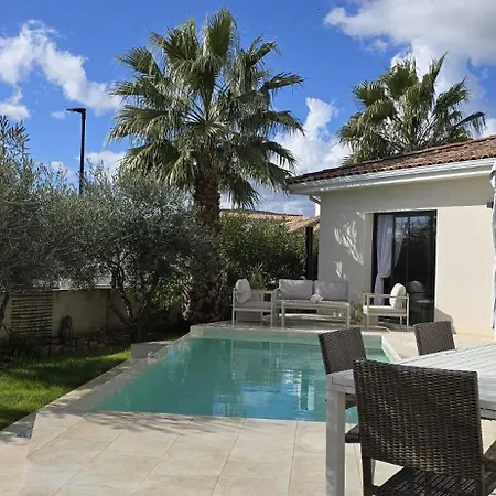 4 Avec Piscine Proche Pezenas فيلة Roujan