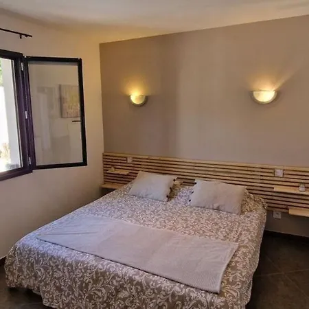 4 Avec Piscine Proche Pezenas *